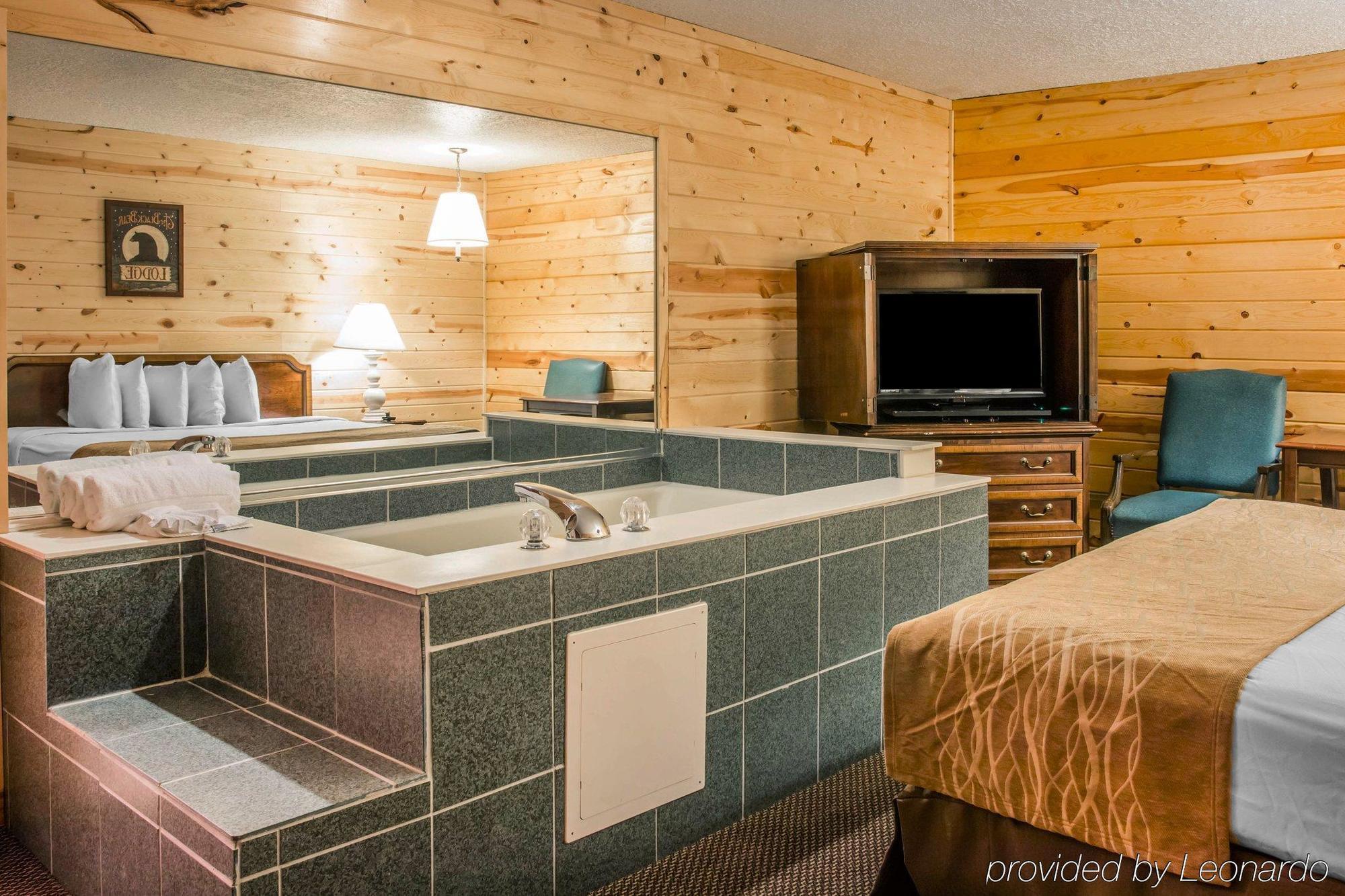 Econo Lodge Bayview Mackinaw City Ngoại thất bức ảnh