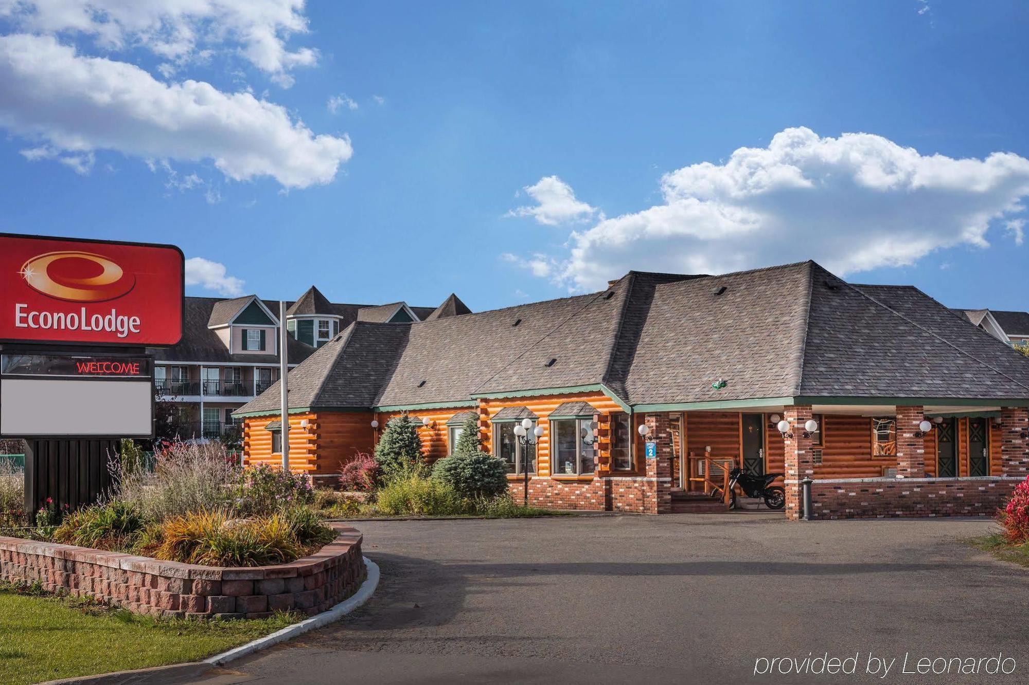 Econo Lodge Bayview Mackinaw City Ngoại thất bức ảnh