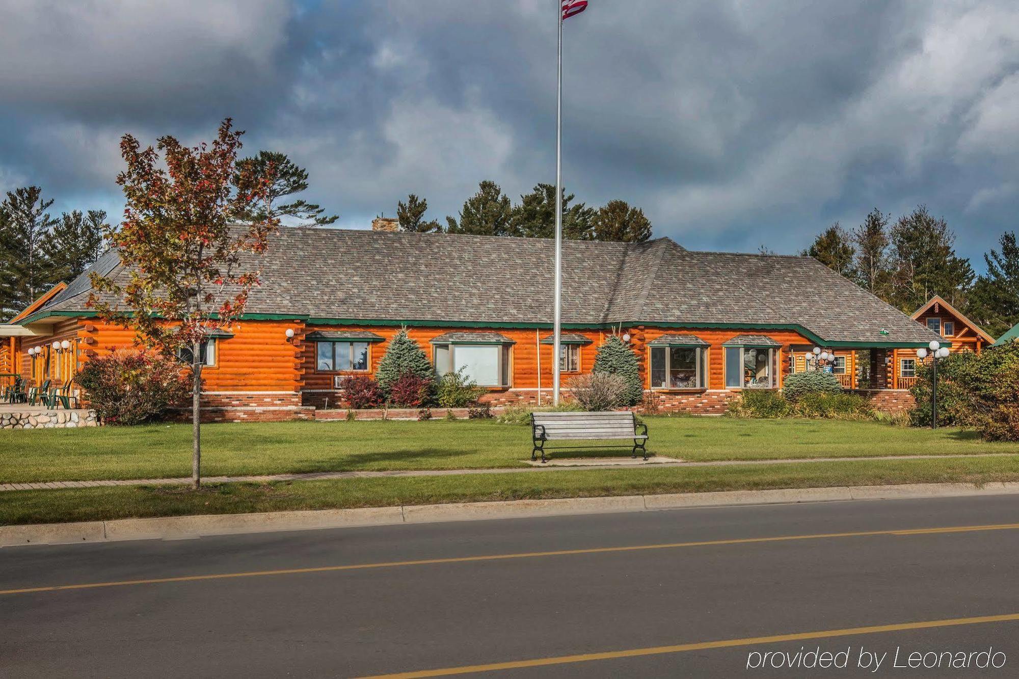 Econo Lodge Bayview Mackinaw City Ngoại thất bức ảnh