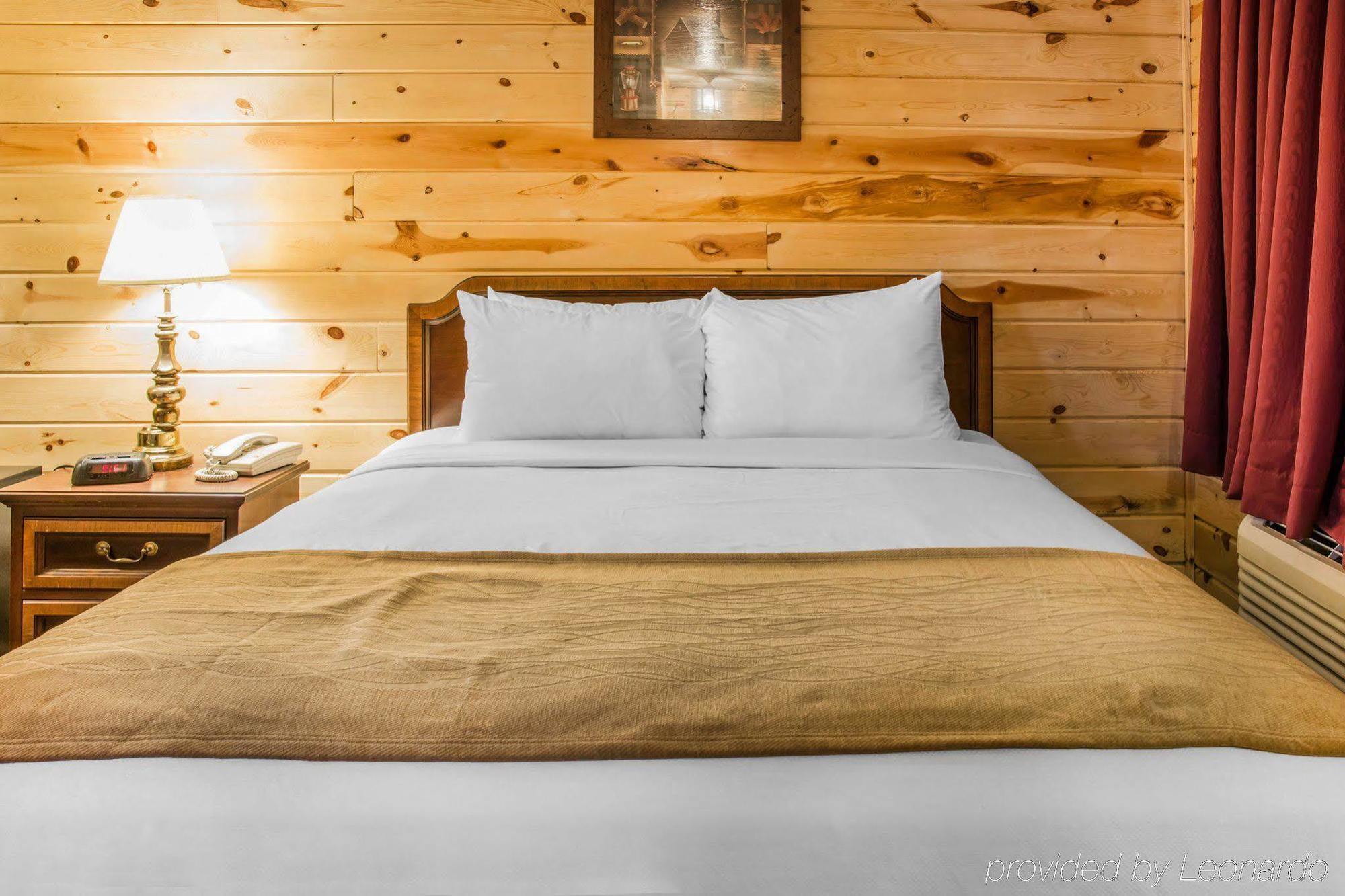 Econo Lodge Bayview Mackinaw City Ngoại thất bức ảnh
