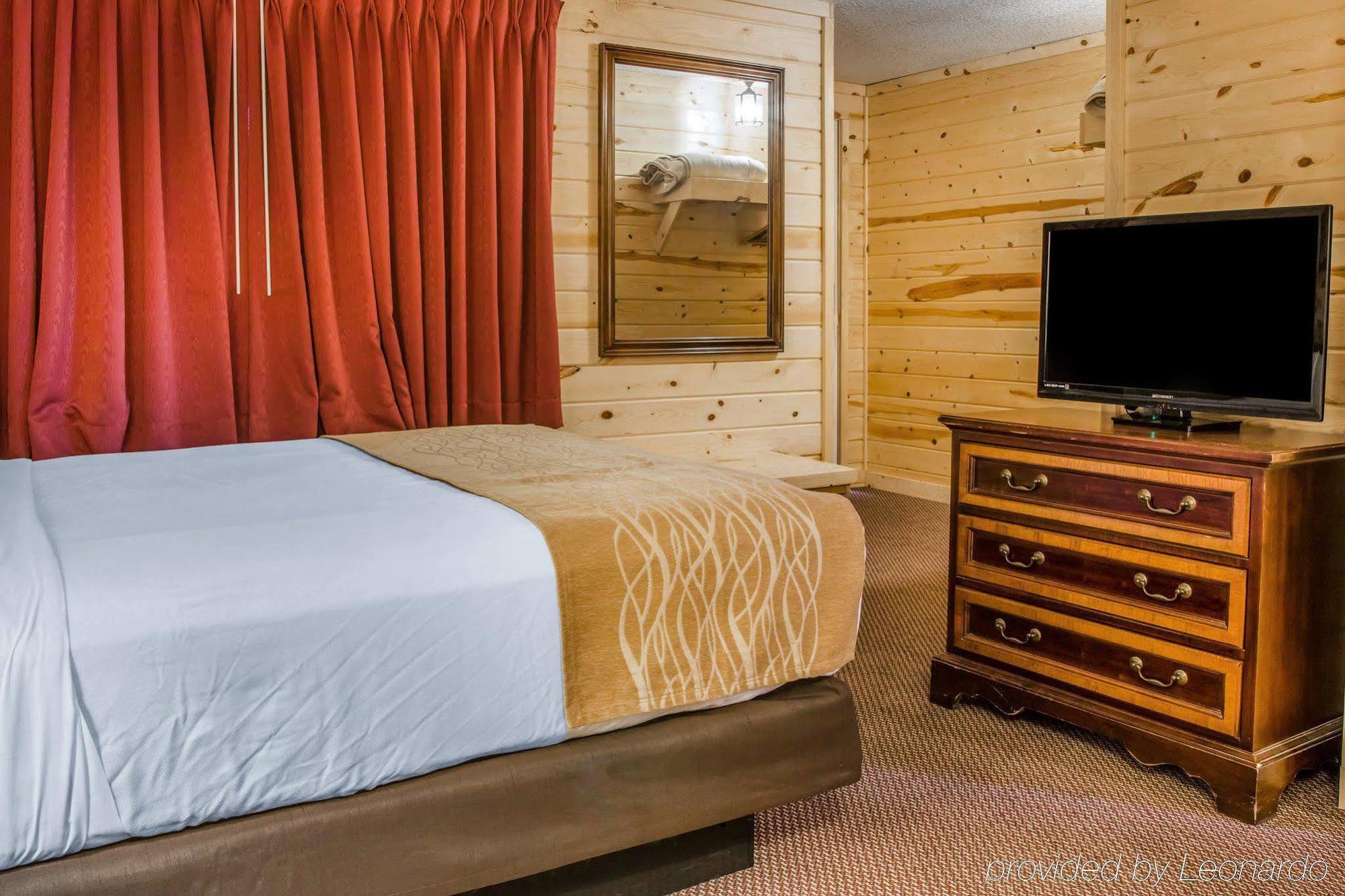 Econo Lodge Bayview Mackinaw City Ngoại thất bức ảnh