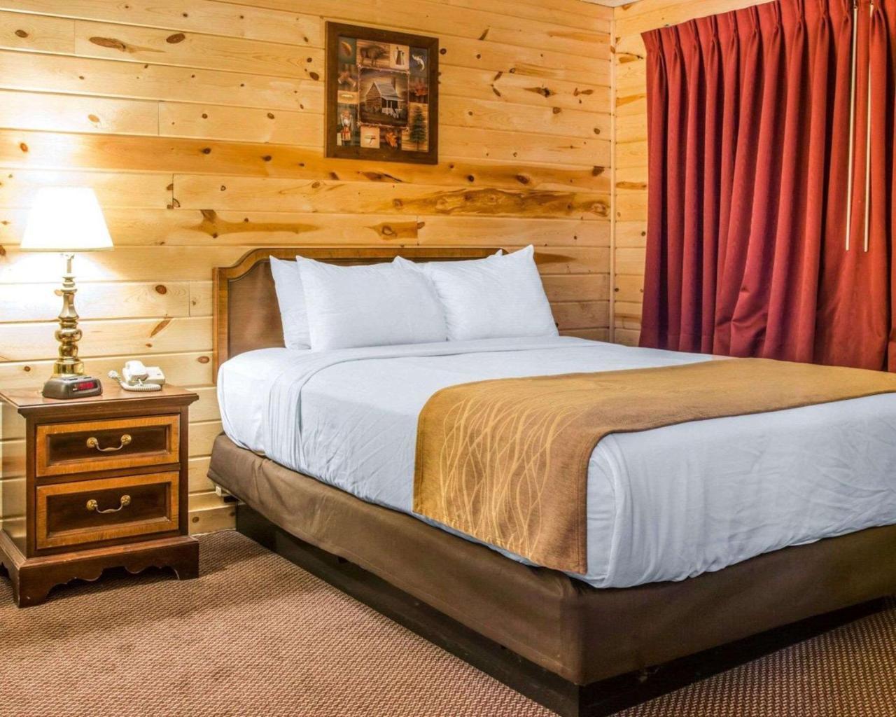 Econo Lodge Bayview Mackinaw City Ngoại thất bức ảnh
